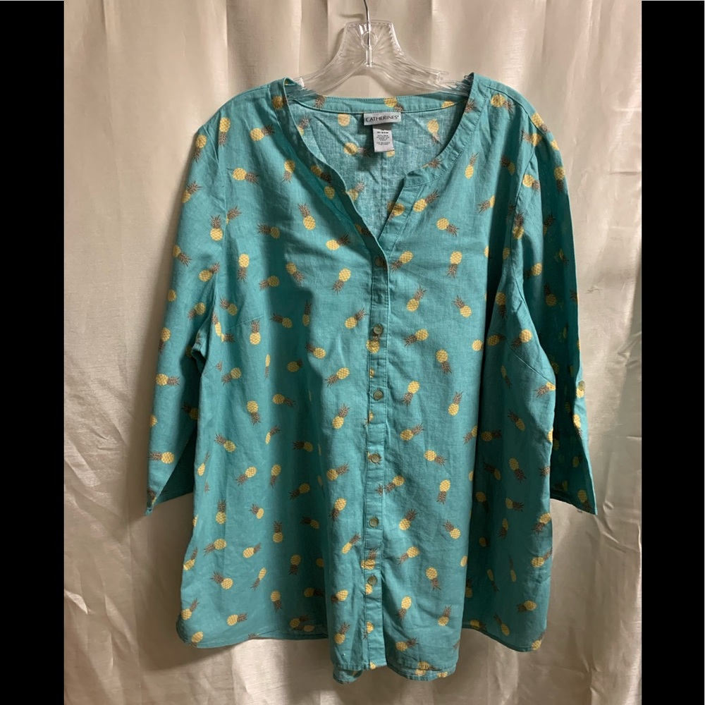 Catherine’s blue and yellow pineapple print tunic